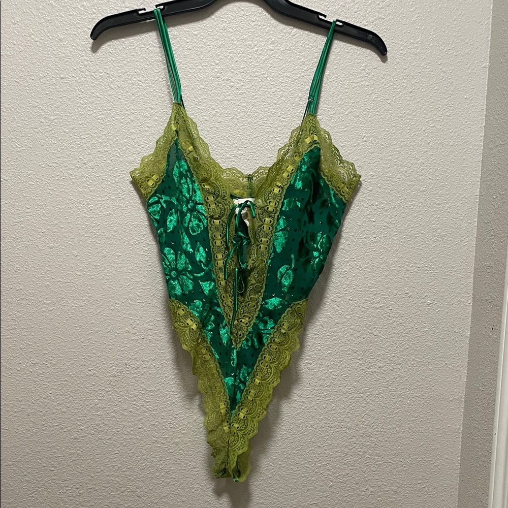 Vintage Victoria's Secret Green and Olive Lace Bodysuit